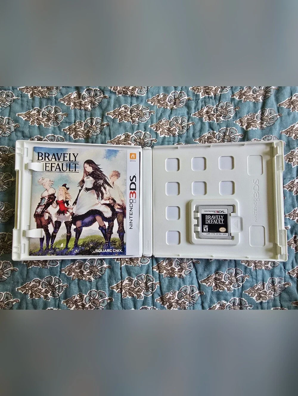 Bravely Default Video Game (Nintendo 3DS, 2014) Mint Complete In Box